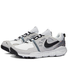 Load image into Gallery viewer, Nike Terra Vista Platinum Black &amp; Grey
