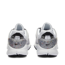 Load image into Gallery viewer, Nike Terra Vista Platinum Black &amp; Grey
