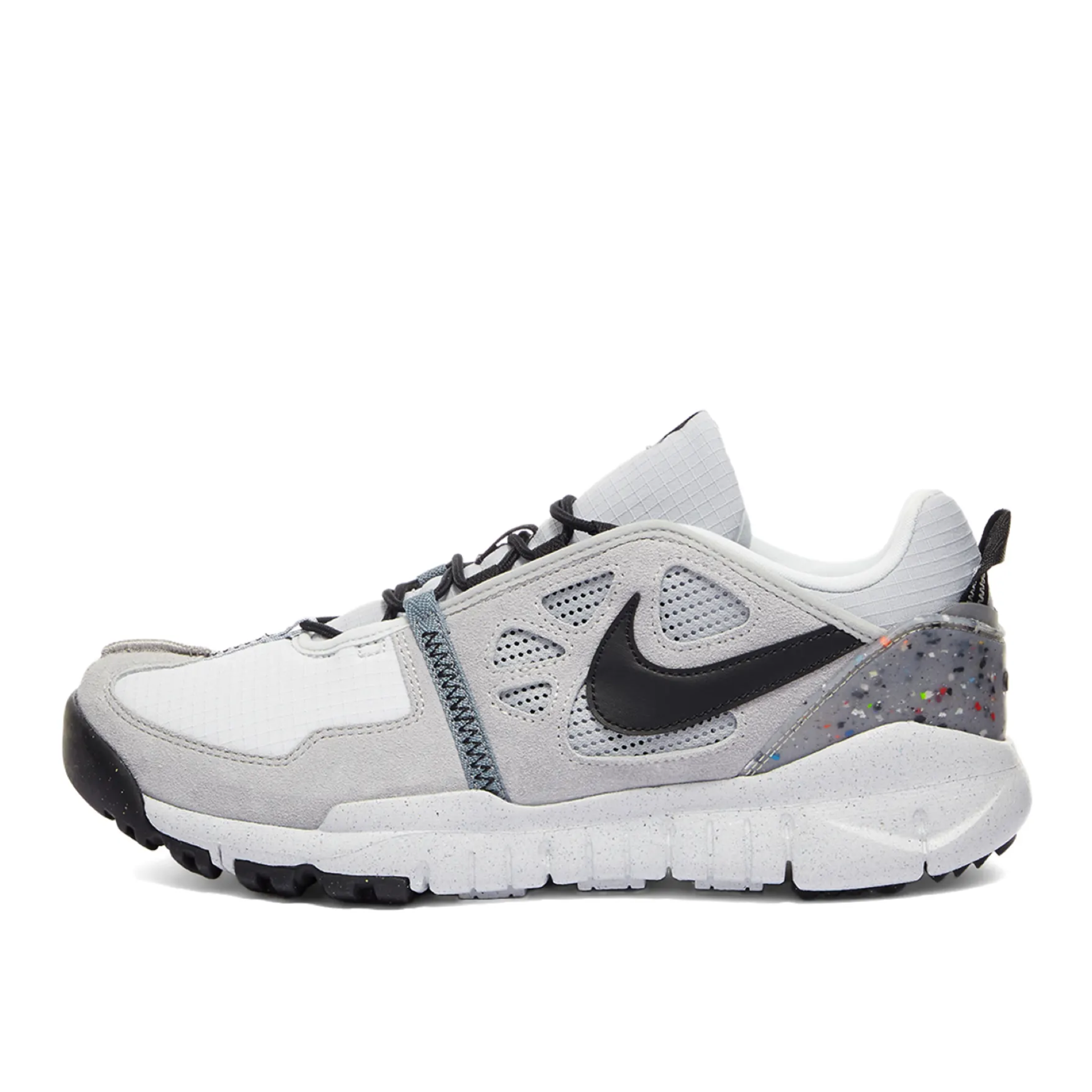 Nike Terra Vista Platinum Black & Grey