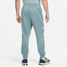 Load image into Gallery viewer, Nike Repeat Logo Jogger Aviator Grey
