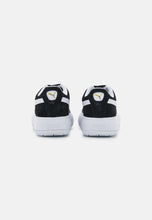 Load image into Gallery viewer, Puma Suede Mayu Black / White
