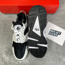 Load image into Gallery viewer, Nike Air Huarache OG Orca 2021
